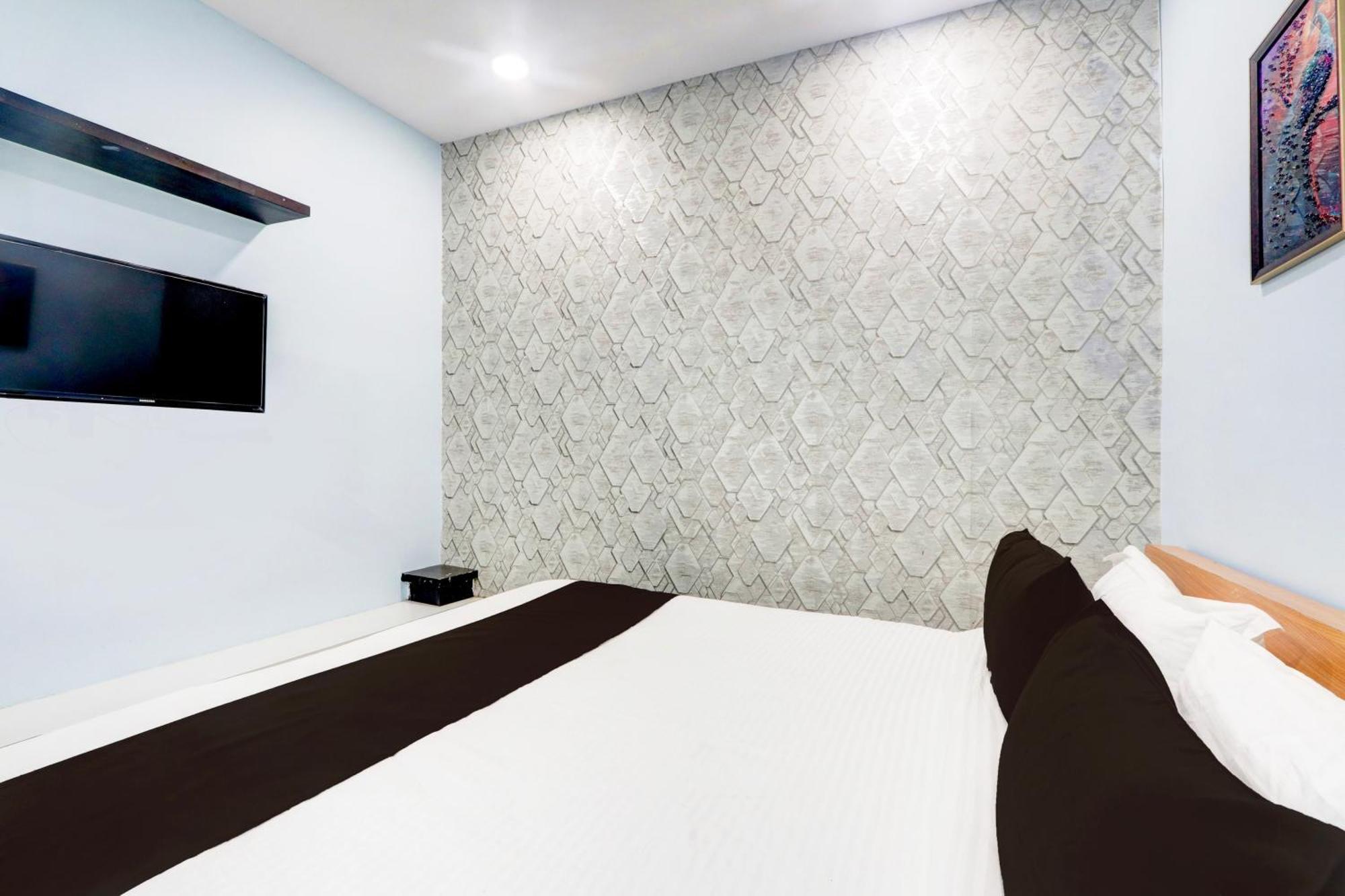 Hotel O Moon Light Nizamabad Exterior photo
